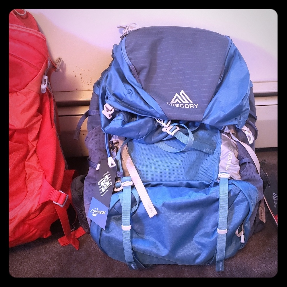 Gregory maven 35L backpack small NWT